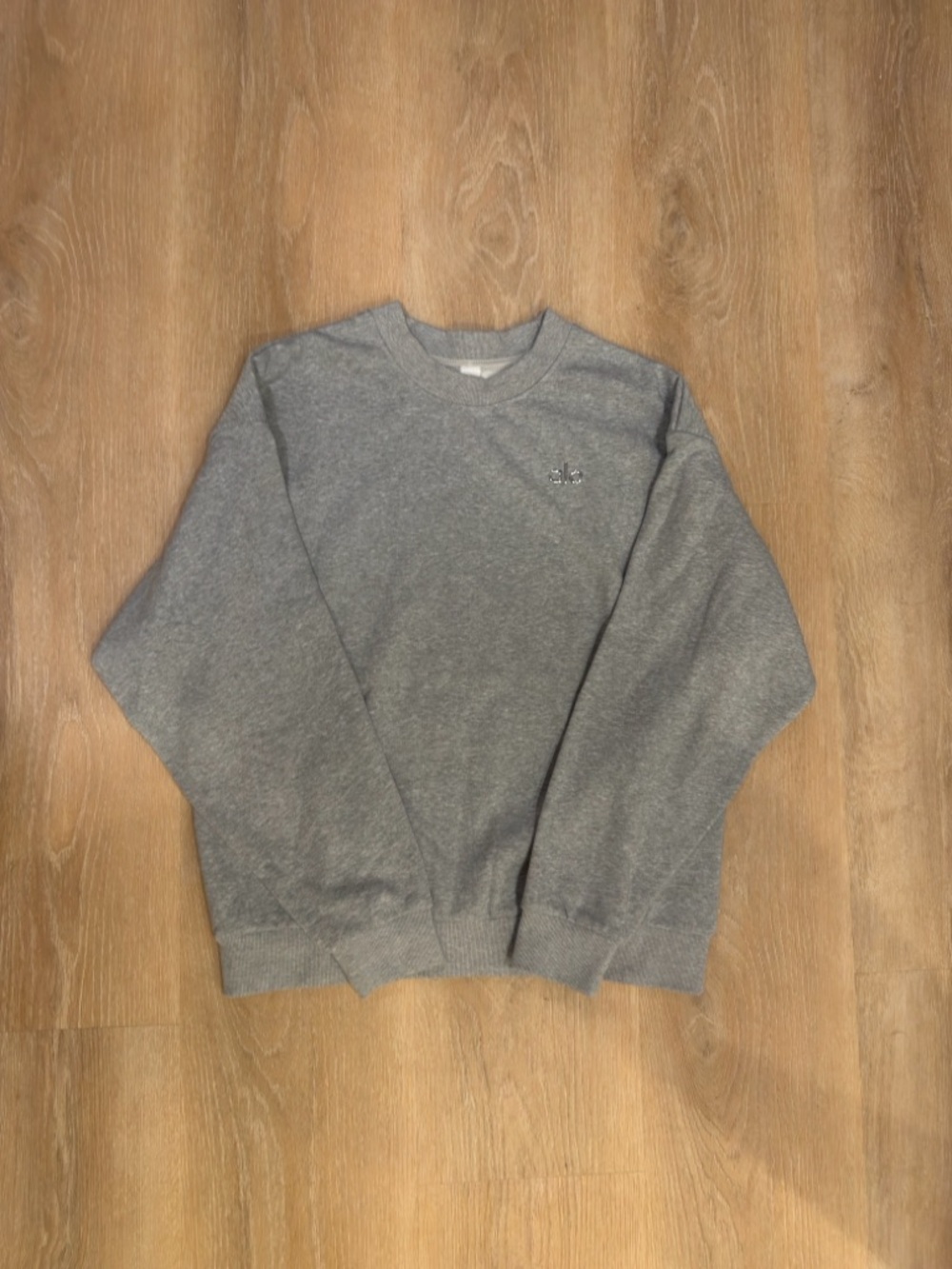 ALO Yoga Accolade Sweatshirt Gray